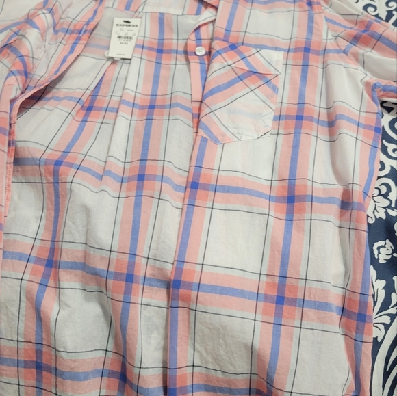 Womens button up - Picture 3 of 4